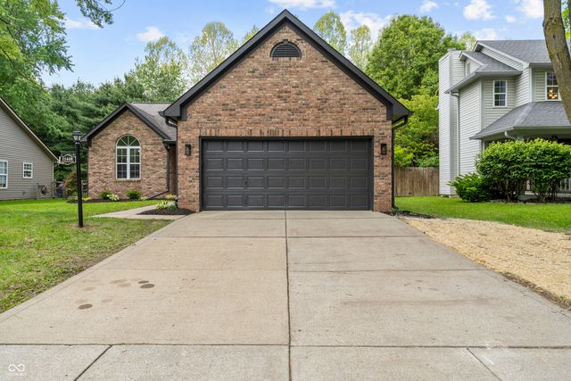 11448 Wilderness Trail, Fishers, IN 46038
