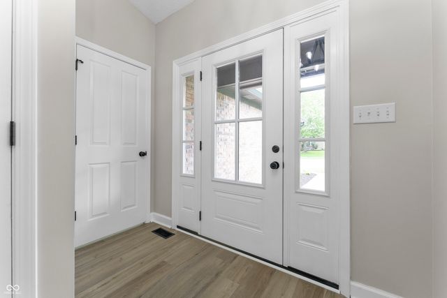 11448 Wilderness Trail, Fishers, IN 46038