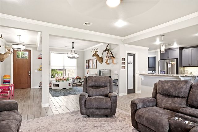 909 Carter Court, Siloam Springs, AR 72761