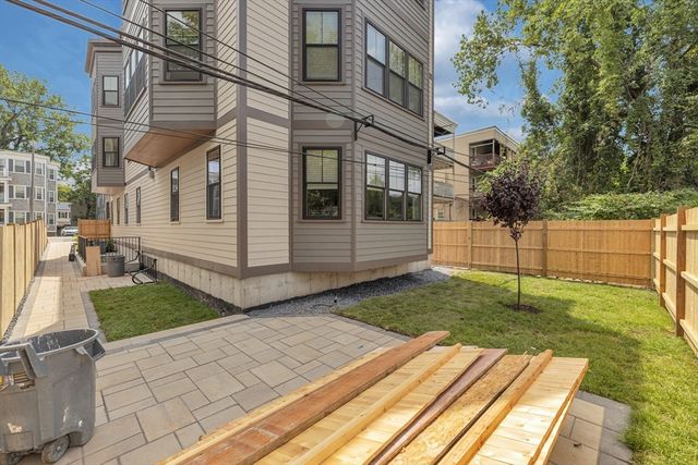 3915 Washington Street 1, Boston, MA 02131