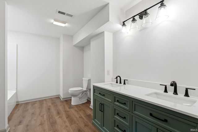 2915 N State Road 827, Angola, IN 46703