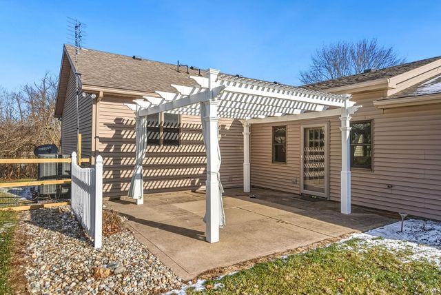 2915 N State Road 827, Angola, IN 46703