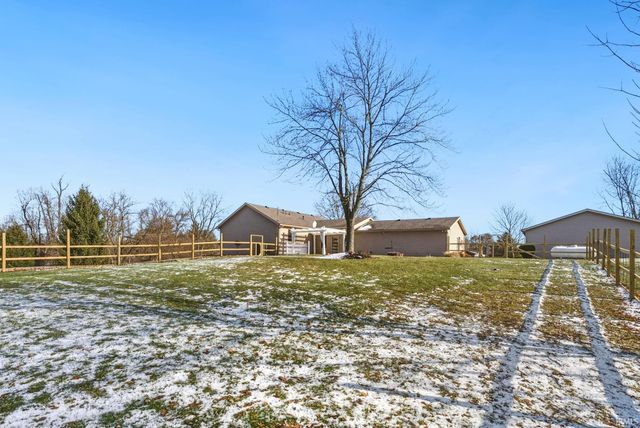 2915 N State Road 827, Angola, IN 46703