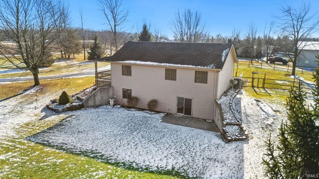 2915 N State Road 827, Angola, IN 46703