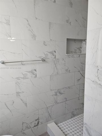 709 NE 4th Court 2, Hallandale Beach, FL 33009