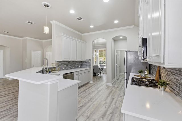 902 Fork Ridge PATH, Round Rock, TX 78665