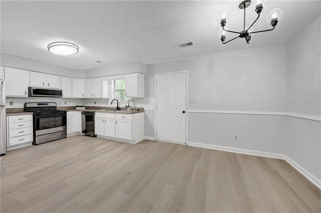 3522 Ten Oaks Court, Powder Springs, GA 30127