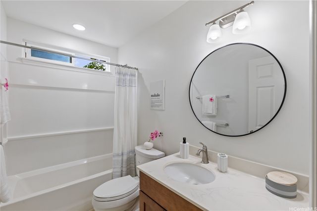 95-246 Wailawa Street, Mililani, HI 96789