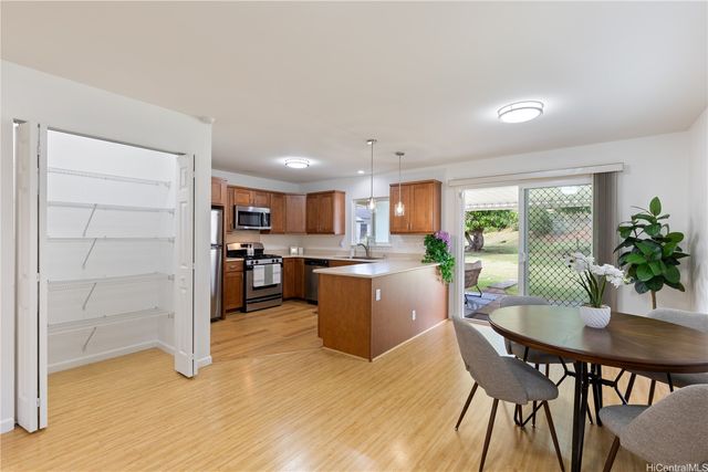 95-246 Wailawa Street, Mililani, HI 96789