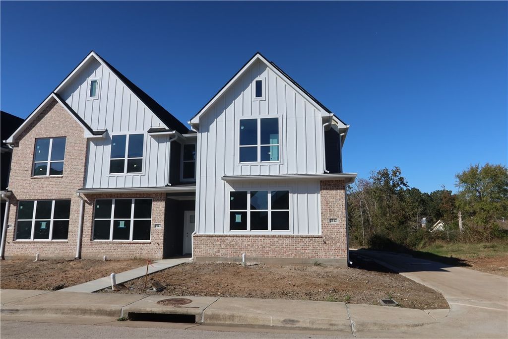 2142 Big River Street, College Station, TX 77840