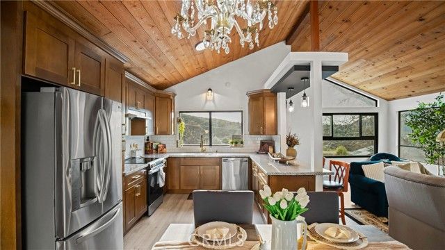 10214 El Dorado Way, Kelseyville, CA 95451