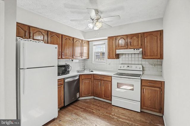 13 DERWOOD CT, Baltimore, MD 21234