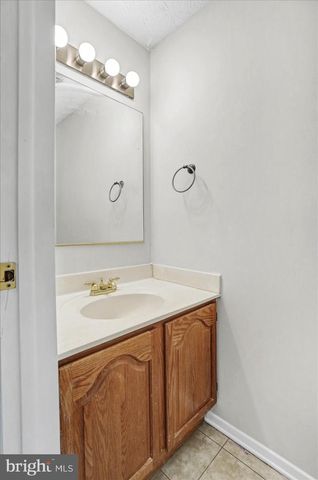 13 DERWOOD CT, Baltimore, MD 21234