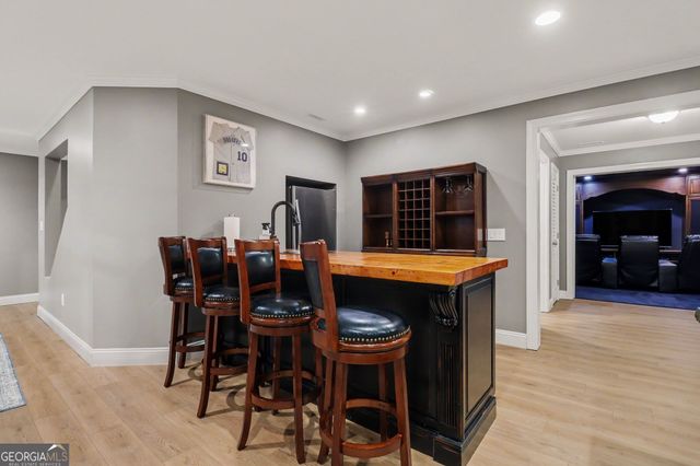 2567 Breton Court, Buford, GA 30518