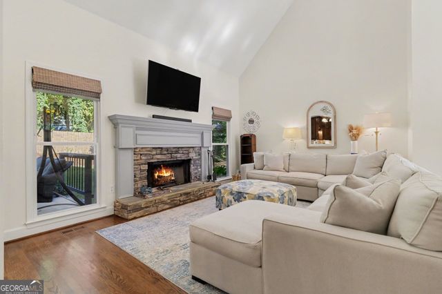 2567 Breton Court, Buford, GA 30518