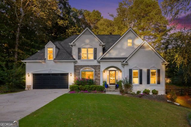 2567 Breton Court, Buford, GA 30518