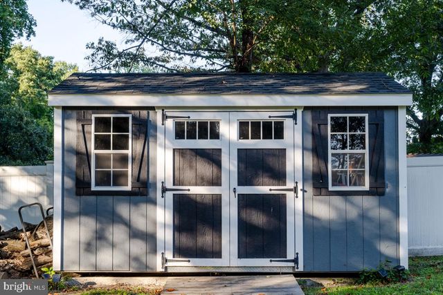 22 BROOKFIELD RD, Pasadena, MD 21122