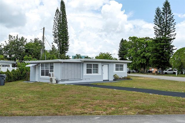 6103 Monroe St, Hollywood, FL 33023