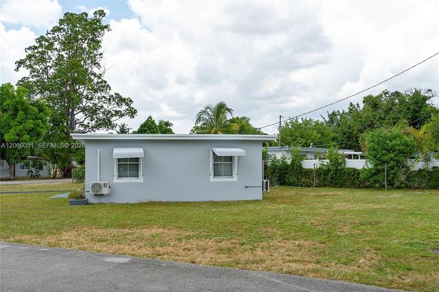 6103 Monroe St, Hollywood, FL 33023