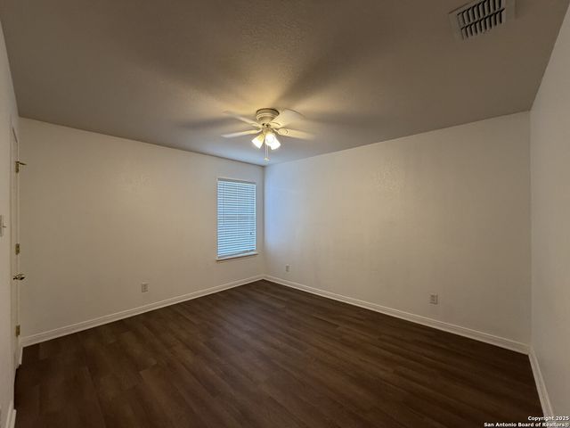 1203 Ganton Ln, San Antonio, TX 78260