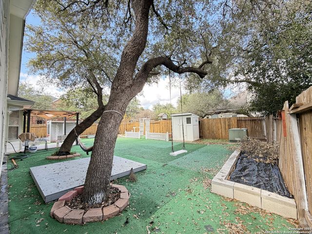 1203 Ganton Ln, San Antonio, TX 78260