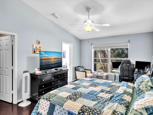 9695 Porta Leona Lane, Boynton Beach, FL 33472