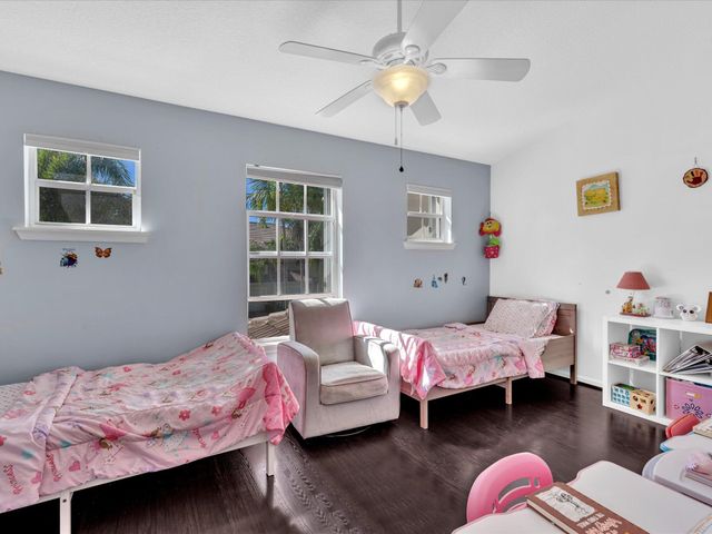 9695 Porta Leona Lane, Boynton Beach, FL 33472