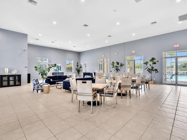 9695 Porta Leona Lane, Boynton Beach, FL 33472