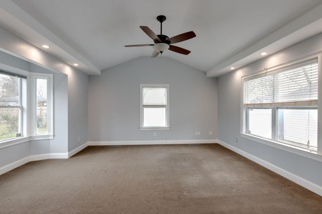 1212 N Spring St, Murfreesboro, TN 37130