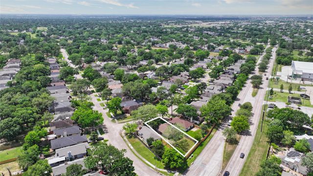 16106 Golden Sands Drive, Houston, TX 77095