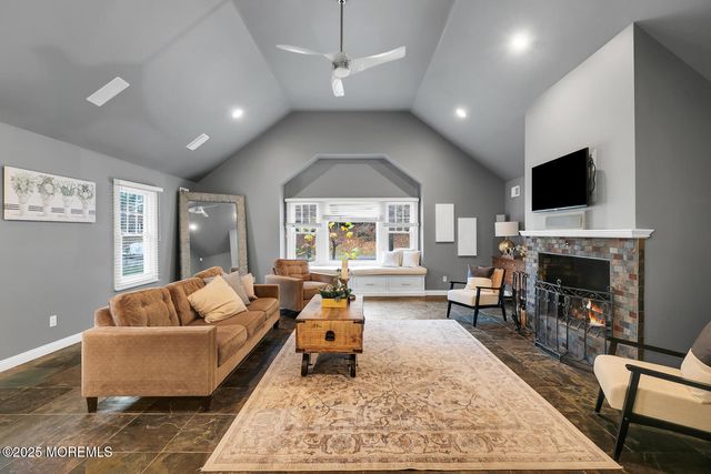 234 Borden Road, Middletown, NJ 07748