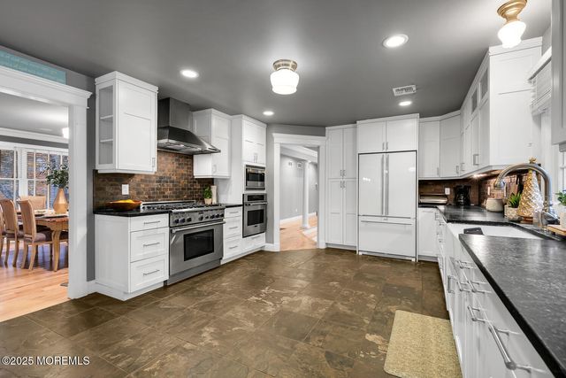 234 Borden Road, Middletown, NJ 07748