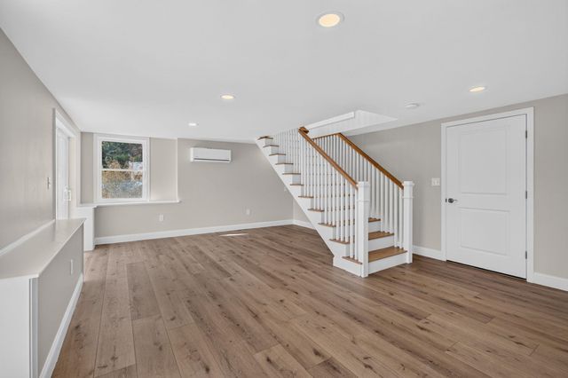 5 Ridge Road, Newton, NH 03858