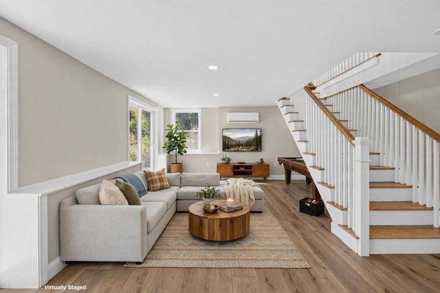 5 Ridge Road, Newton, NH 03858