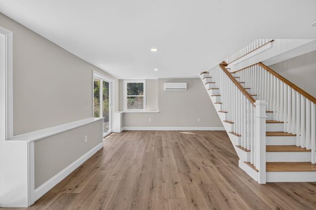 5 Ridge Road, Newton, NH 03858