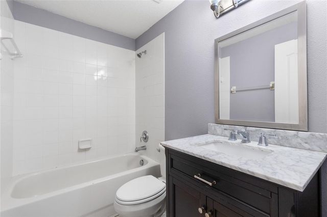 20011 NOB OAK AVENUE, Tampa, FL 33647