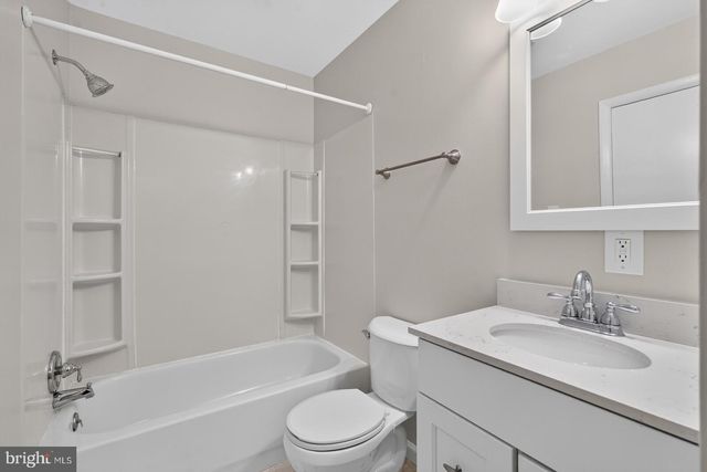204 ROLLING RD, Gaithersburg, MD 20877