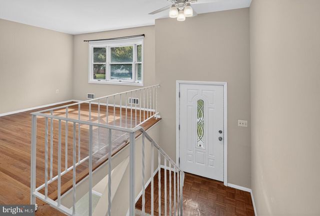 204 ROLLING RD, Gaithersburg, MD 20877