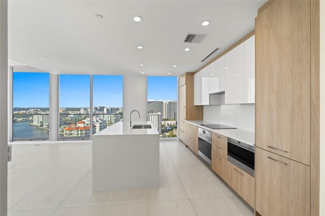 153 N Seabreeze Blvd 1704S, Fort Lauderdale, FL 33304