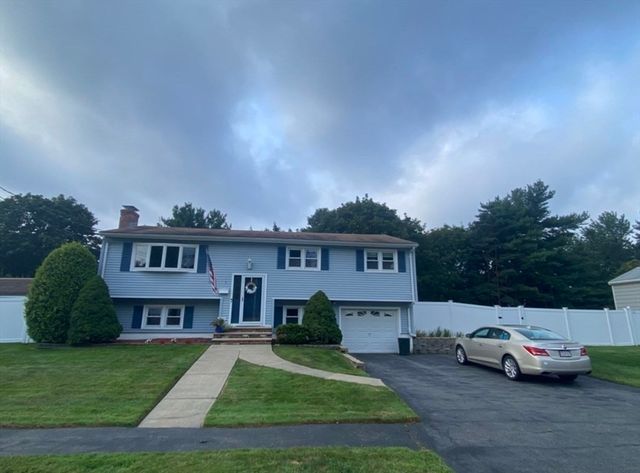 7 Cleveland Road, Peabody, MA 01960