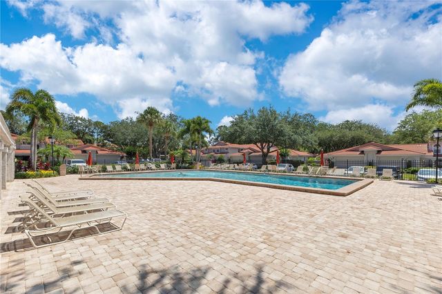 7517 FENWICK COVE LANE, Orlando, FL 32819