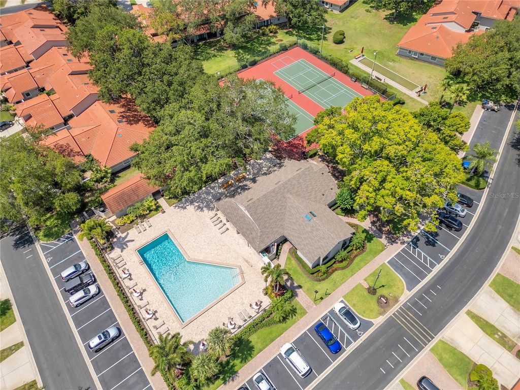 Image 83 of property listing at 7517 FENWICK COVE LANE, Orlando, FL 32819
