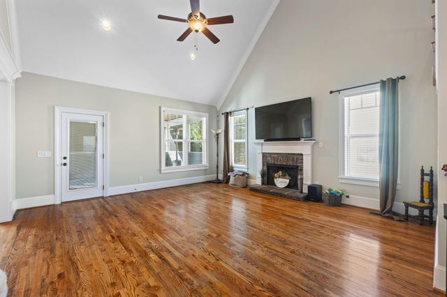 6886 Neville Drive, Ooltewah, TN 37363