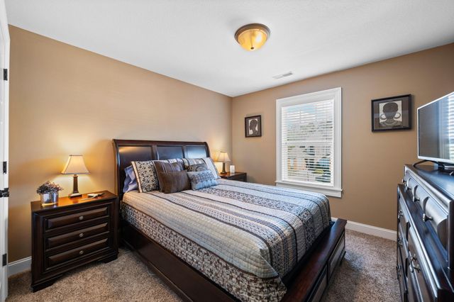 6886 Neville Drive, Ooltewah, TN 37363