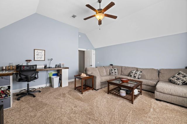 6886 Neville Drive, Ooltewah, TN 37363