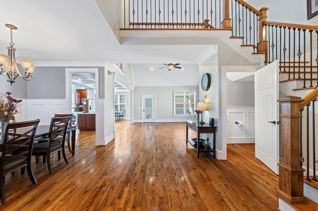 6886 Neville Drive, Ooltewah, TN 37363