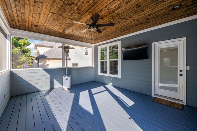 6886 Neville Drive, Ooltewah, TN 37363