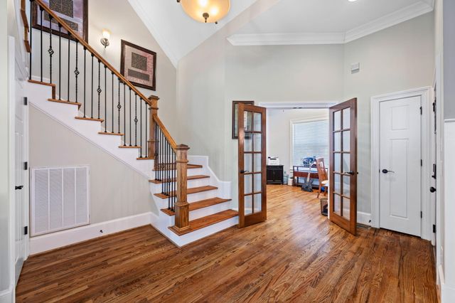 6886 Neville Drive, Ooltewah, TN 37363