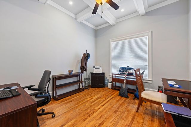 6886 Neville Drive, Ooltewah, TN 37363