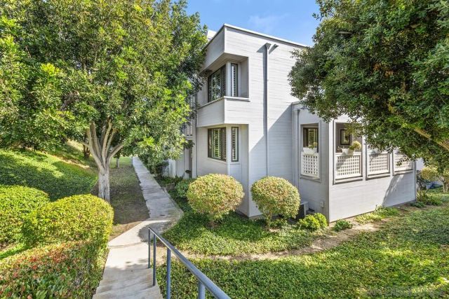 928 Intrepid Ct, Del Mar, CA 92014